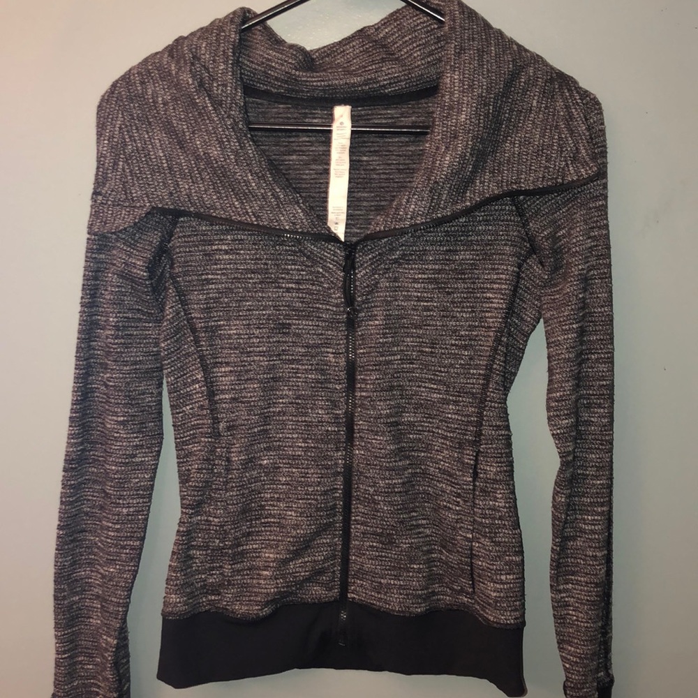 Lululemon Be Present Jacket Size 4